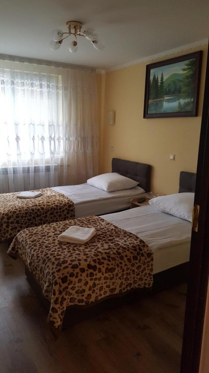 Zatishok Guest House Rachiw Exterior foto